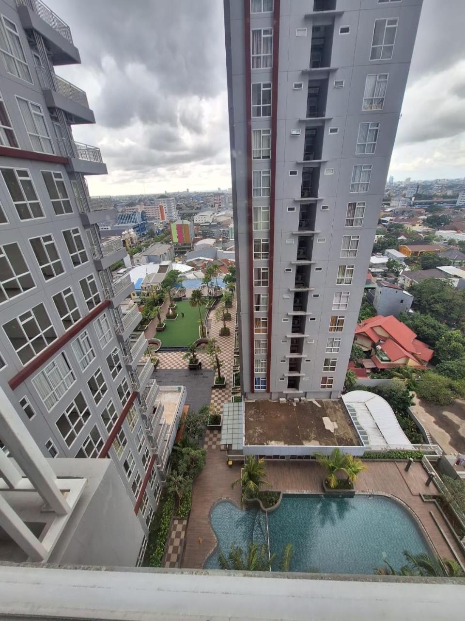 Apartemen Vida View Makassar By Dranca Exterior photo